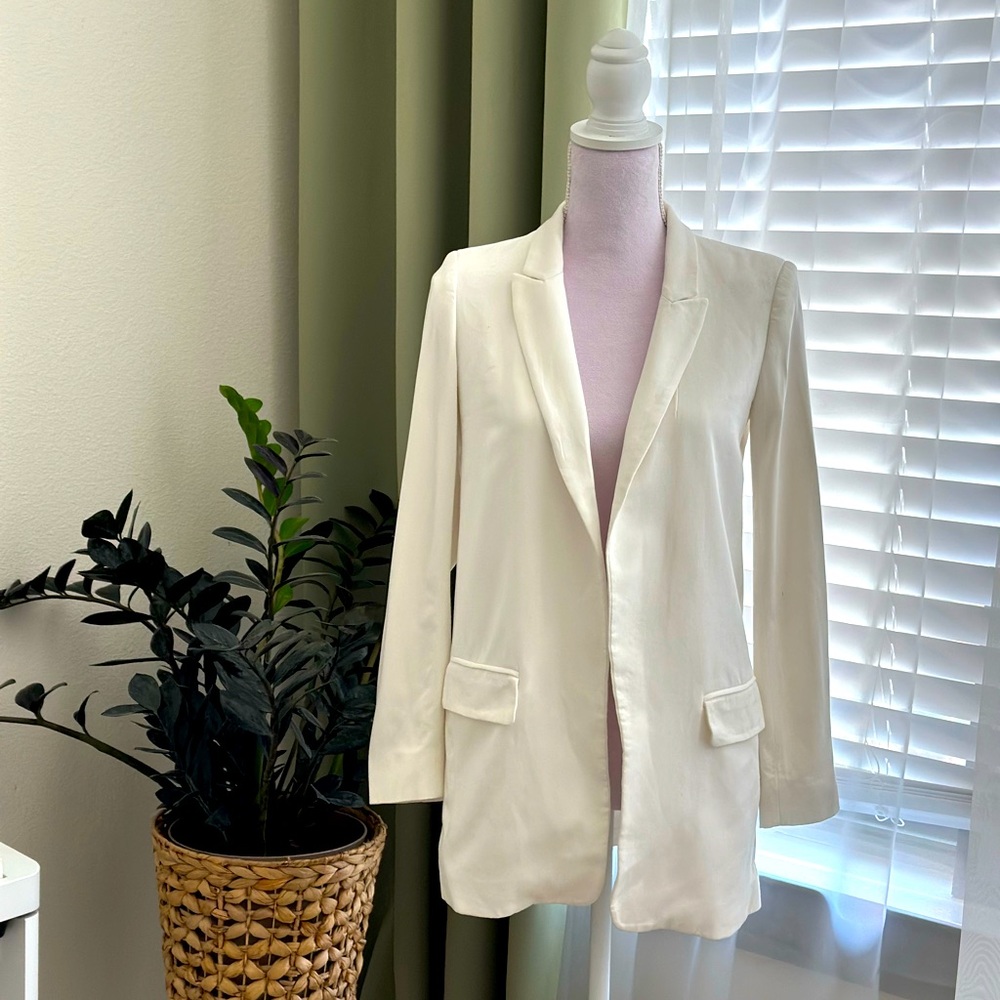 White blazer Massimo